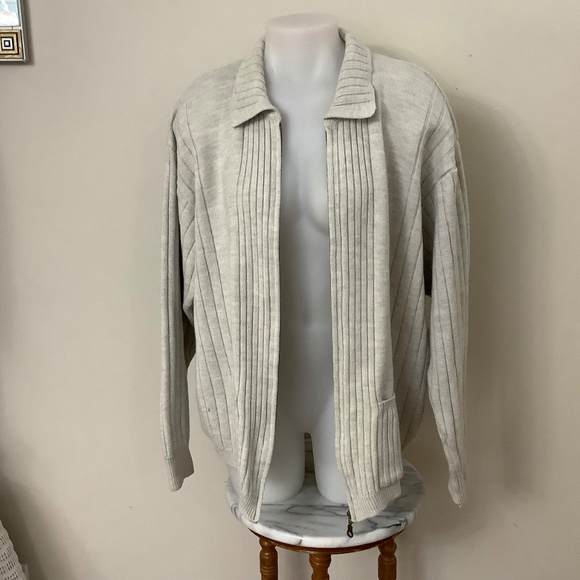 Womens Westbury Wool Cardigan fits 1X - Picture 2 of 9